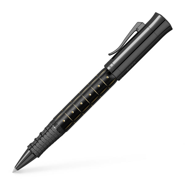145177_Tintenroller-Pen-of-the-Year-2019-Black-Edition_VS01